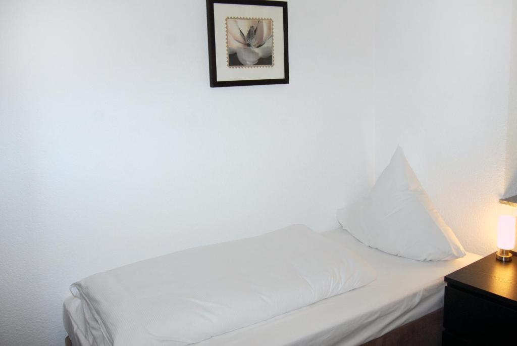 Hotel Rheinischer Hof Erkrath Zimmer foto